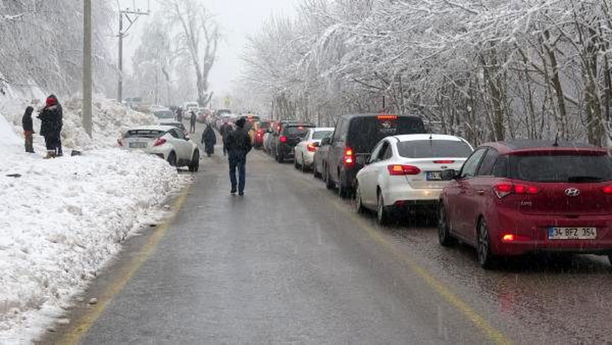 Kartepe\'ye tatilci akını