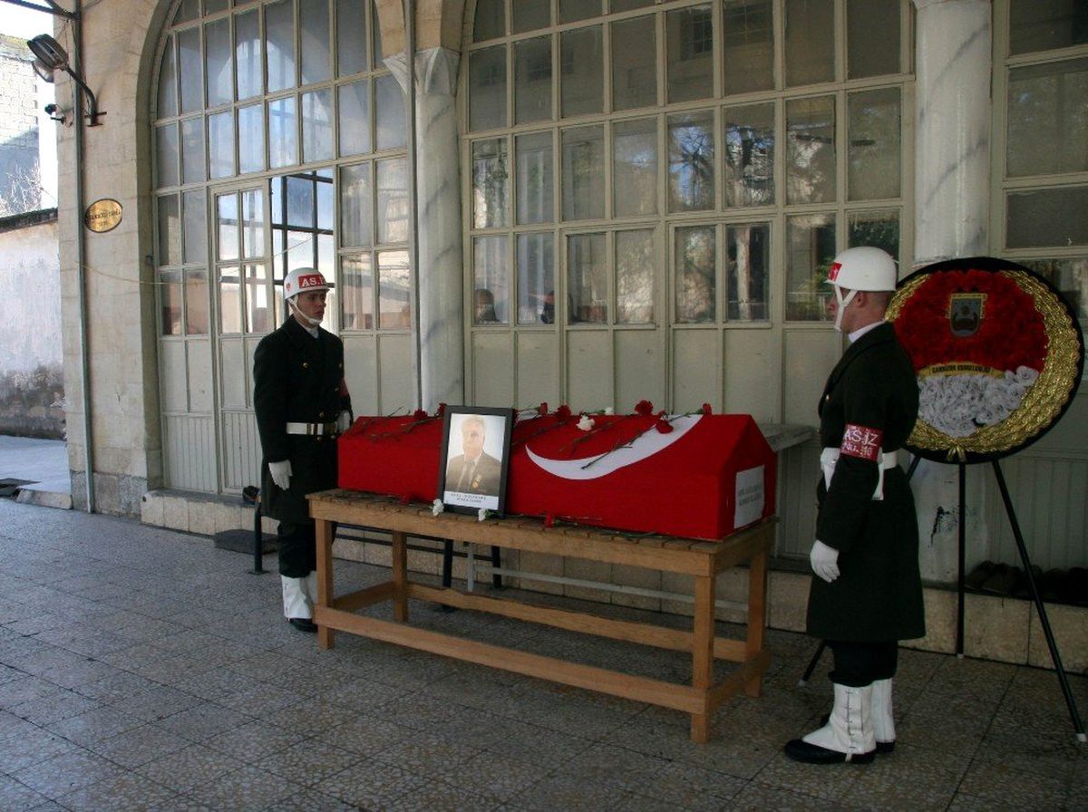 Kıbrıs Gazisi devlet töreniyle son yolculuğuna uğurlandı