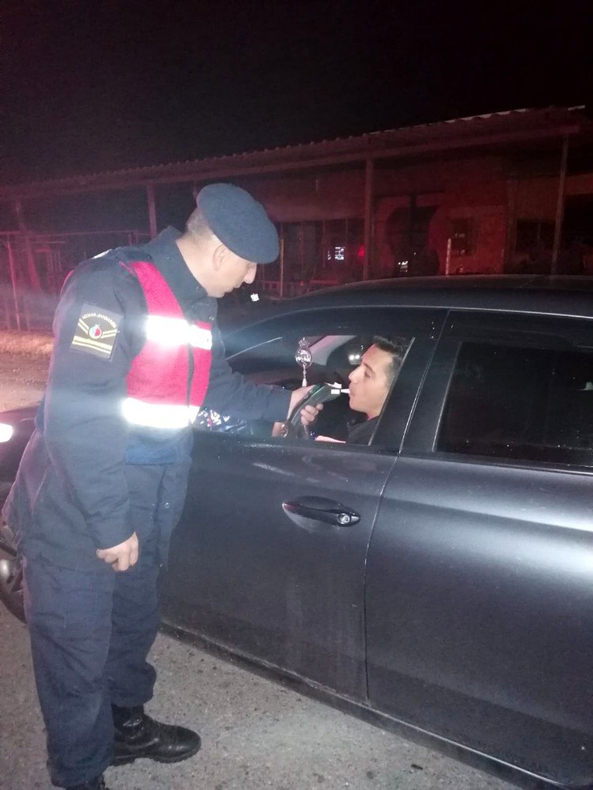 Mersin\'de jandarma ekipleri sabaha kadar görev yaptı