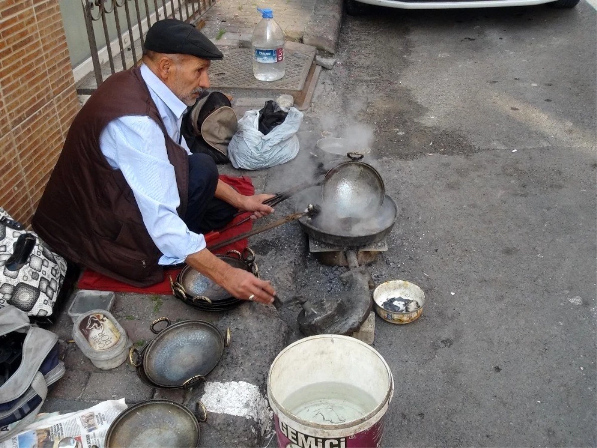 (Özel) Unutulmaya yüz tutmuş meslek; "Kalaycılık"