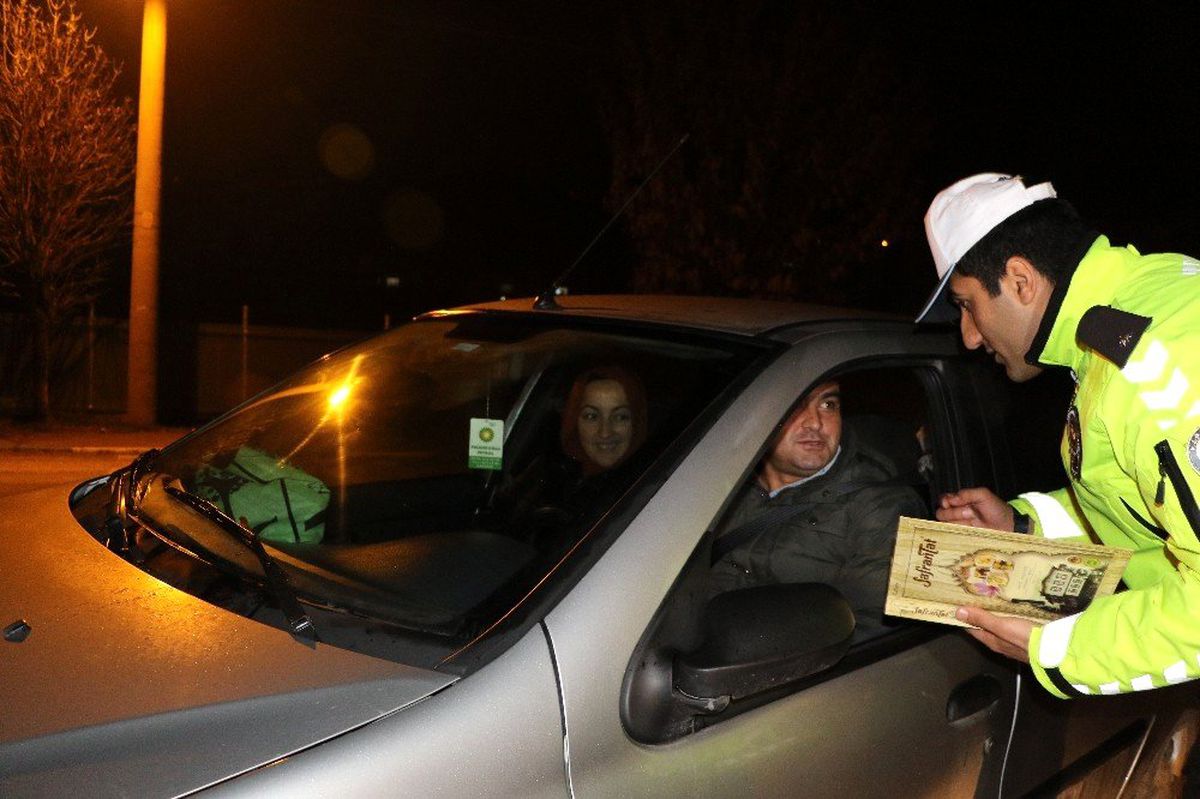 Polis memurları yeni yıla görev başında girdi