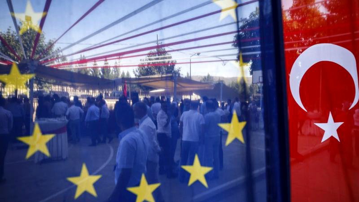 TEPAV: Türkiye\'nin AB üyeliğine destek büyük, inanç az
