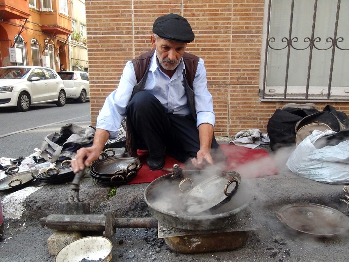 Unutulmaya yüz tutmuş meslek; "Kalaycılık"