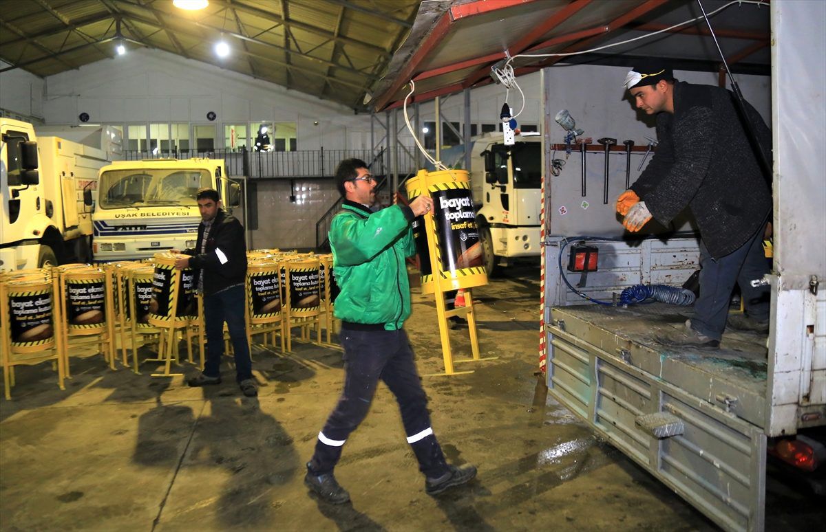 Uşak Belediyesi sokak hayvanları için bayat ekmek toplayacak