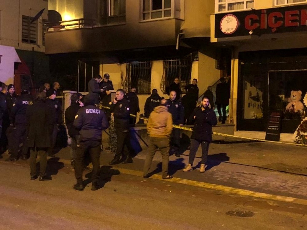Yangında ölen 4 gençten ikisinin kimlikleri kesinleşti