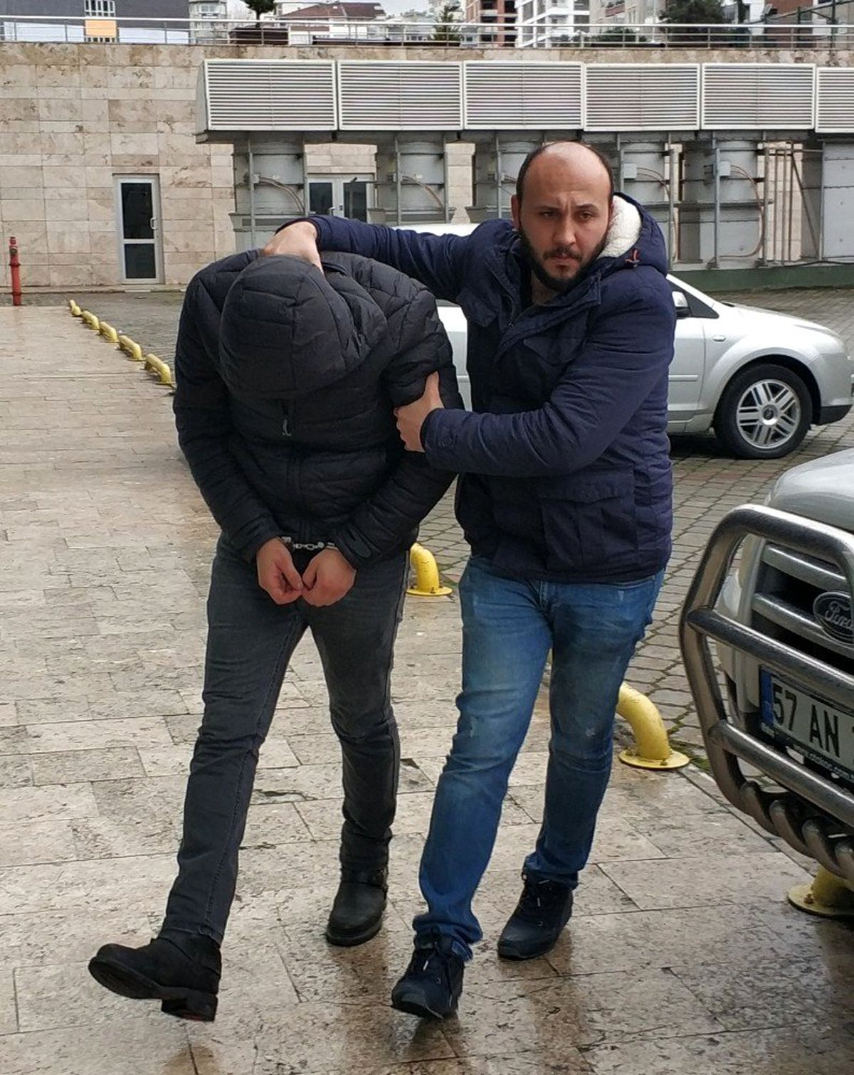 Yılbaşı gecesi uyuşturucu satarken yakalanan şahıs tutuklandı