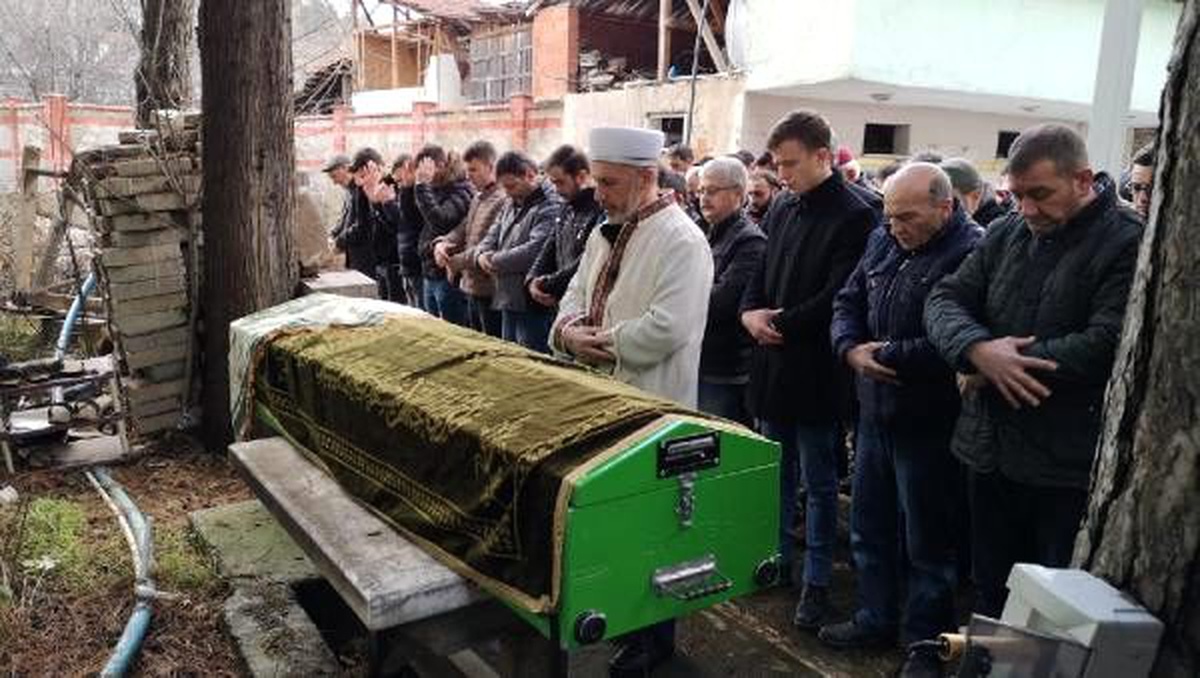 114 yaşındaki Şükriye Nine hayatını kaybetti (2)