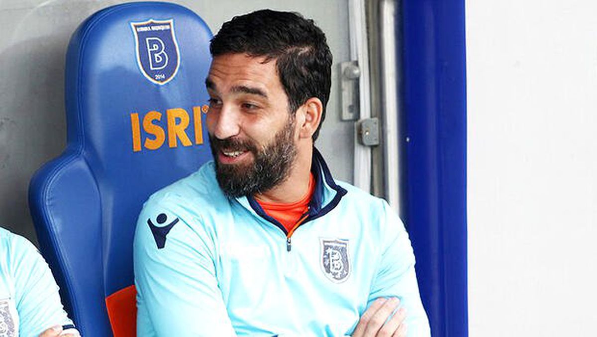 Arda Turan\'dan transfer açıklaması: Galatasaray\'da bedava oynarım