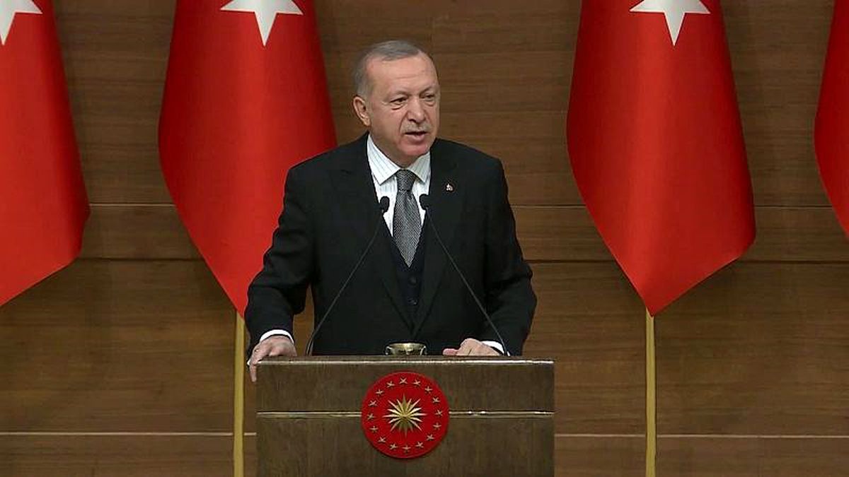 Cumhurbaşkanı Erdoğan: 200-250 bin Suriyeli mülteci sınırımıza doğru hareket halinde