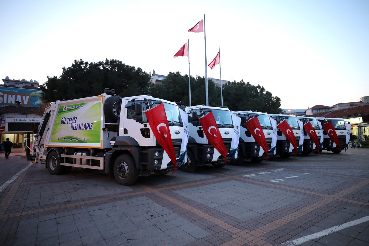 Gaziemir\'e yeni yıl armağanları!