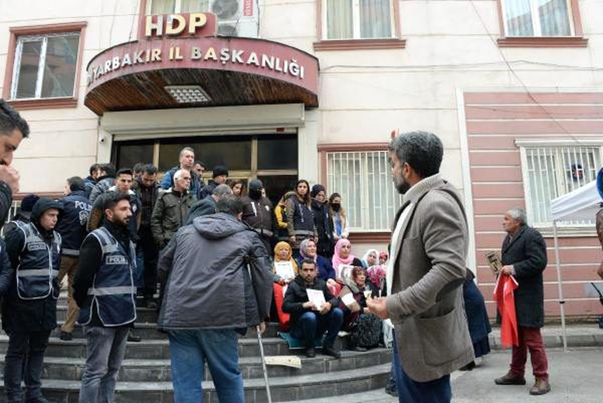HDP önündeki eylemde 122\'nci gün