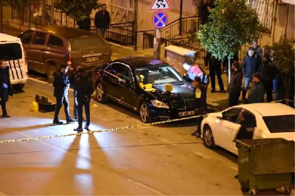 İzmir\'de olayla ilgisi olmayan 2 kişinin öldüğü pusuya 9 gözaltı