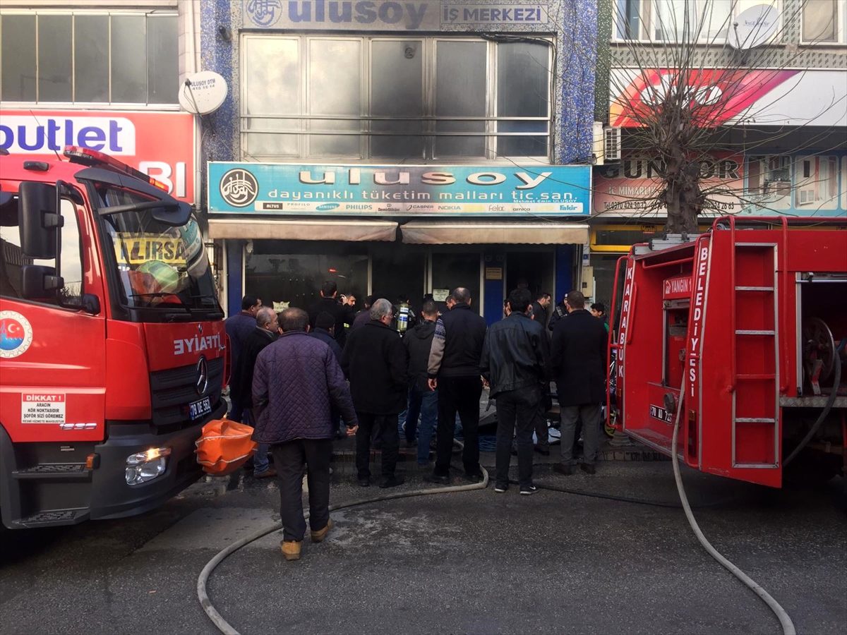 Karabük\'te iş yeri yangınında hasar meydana geldi
