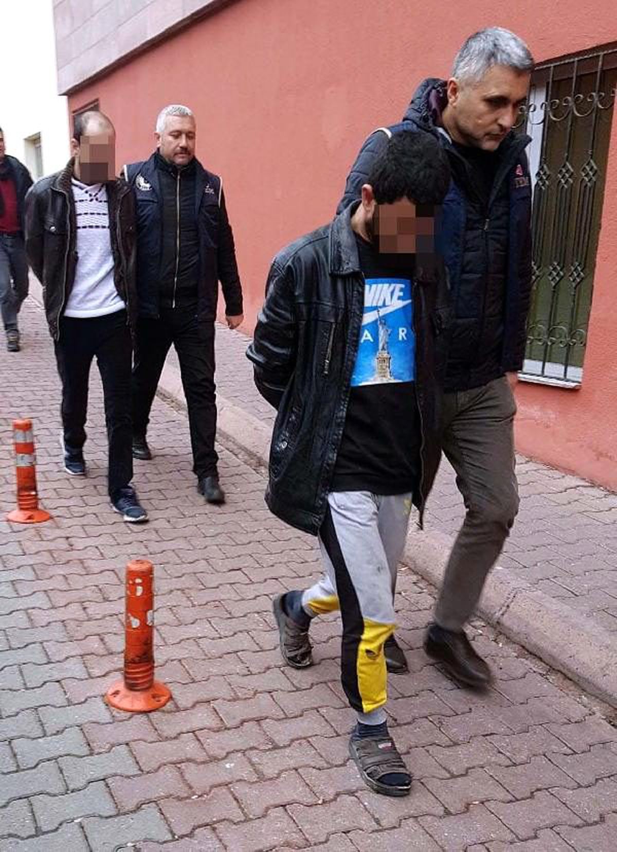 Kayseri\'de 5 DEAŞ şüphelisi adliyede