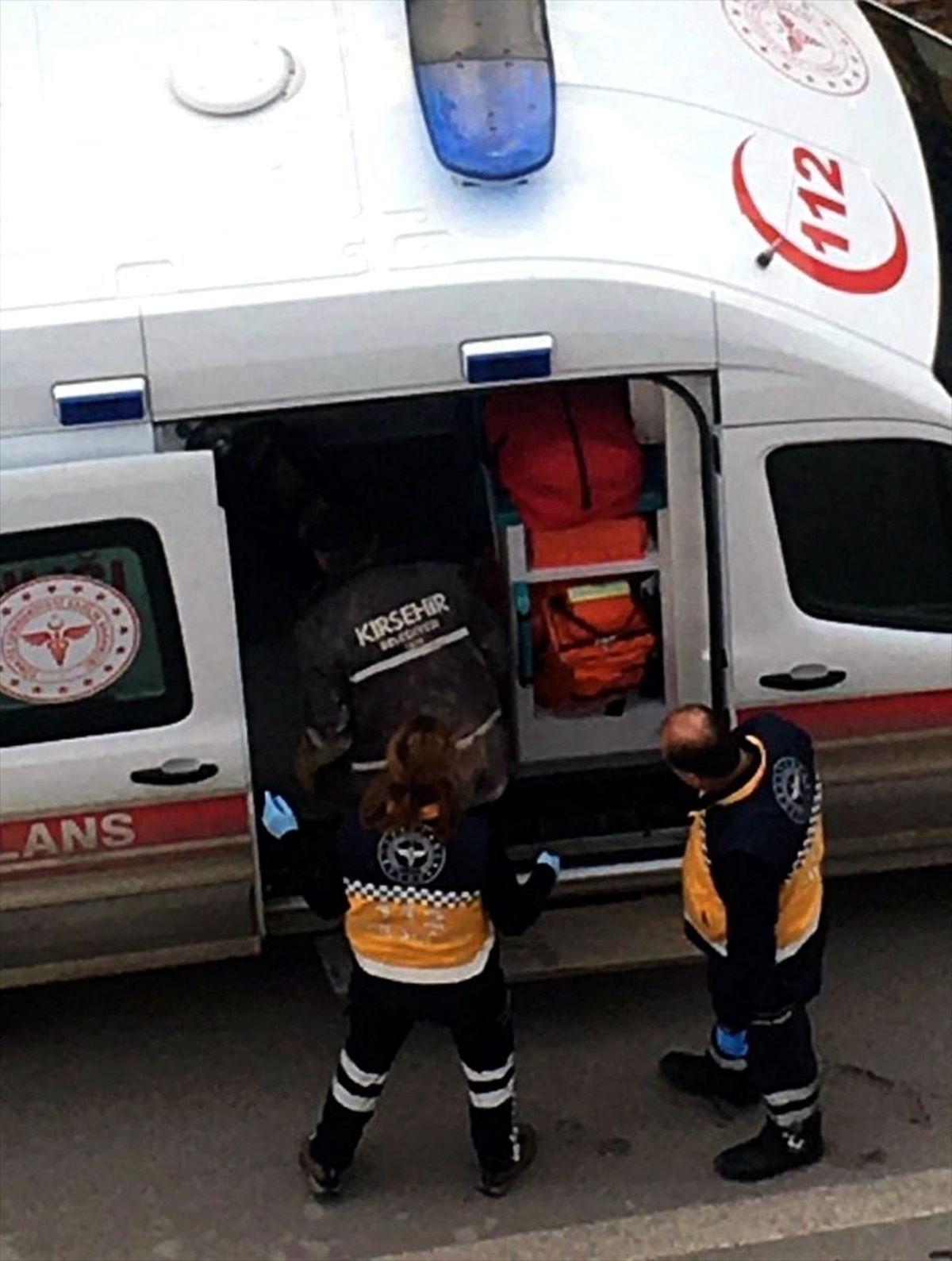 Kırşehir\'de kanalizasyon hattına düşen 2 işçi yaralandı
