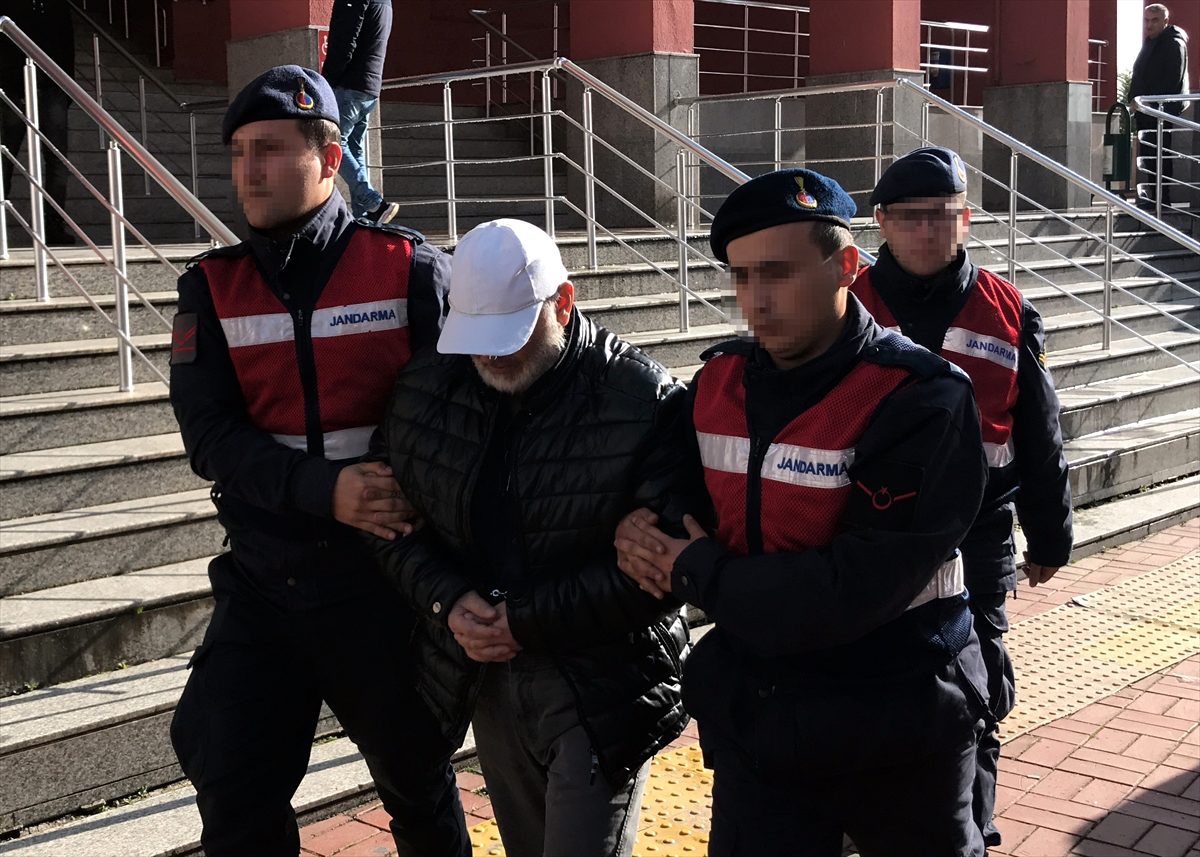 Kocaeli\'de DEAŞ operasyonunda gözaltına alınan 3 şüpheli tutuklandı