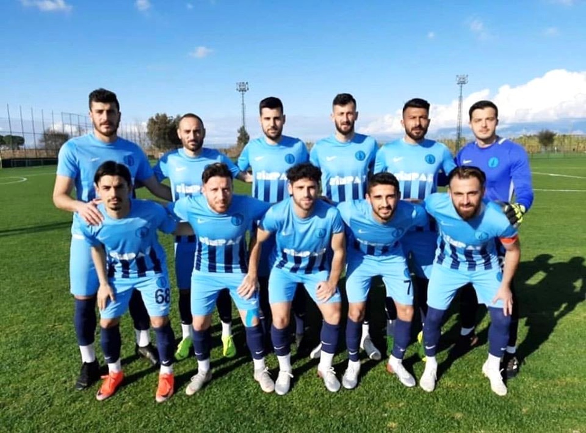 Lider Belediye Kütahyaspor hazırlık maçında berabere kaldı