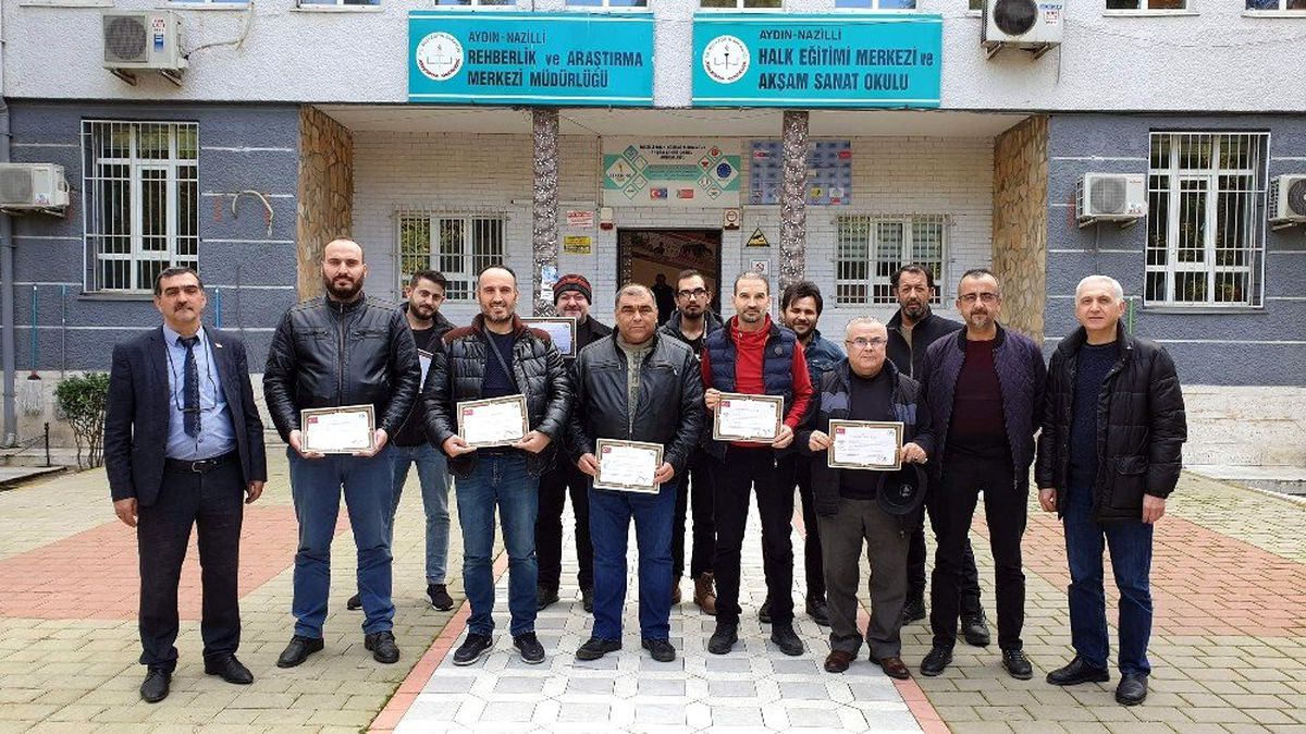 Nazilli\'de \'Güvenli İnternet Kullanımı\' Eğitimi Verildi
