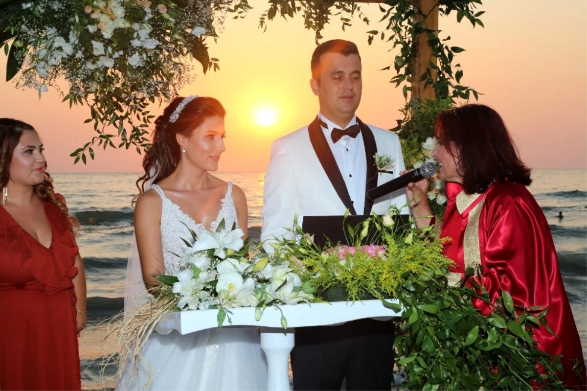 Söke\'de 2019 yılında 848 çift evlendi