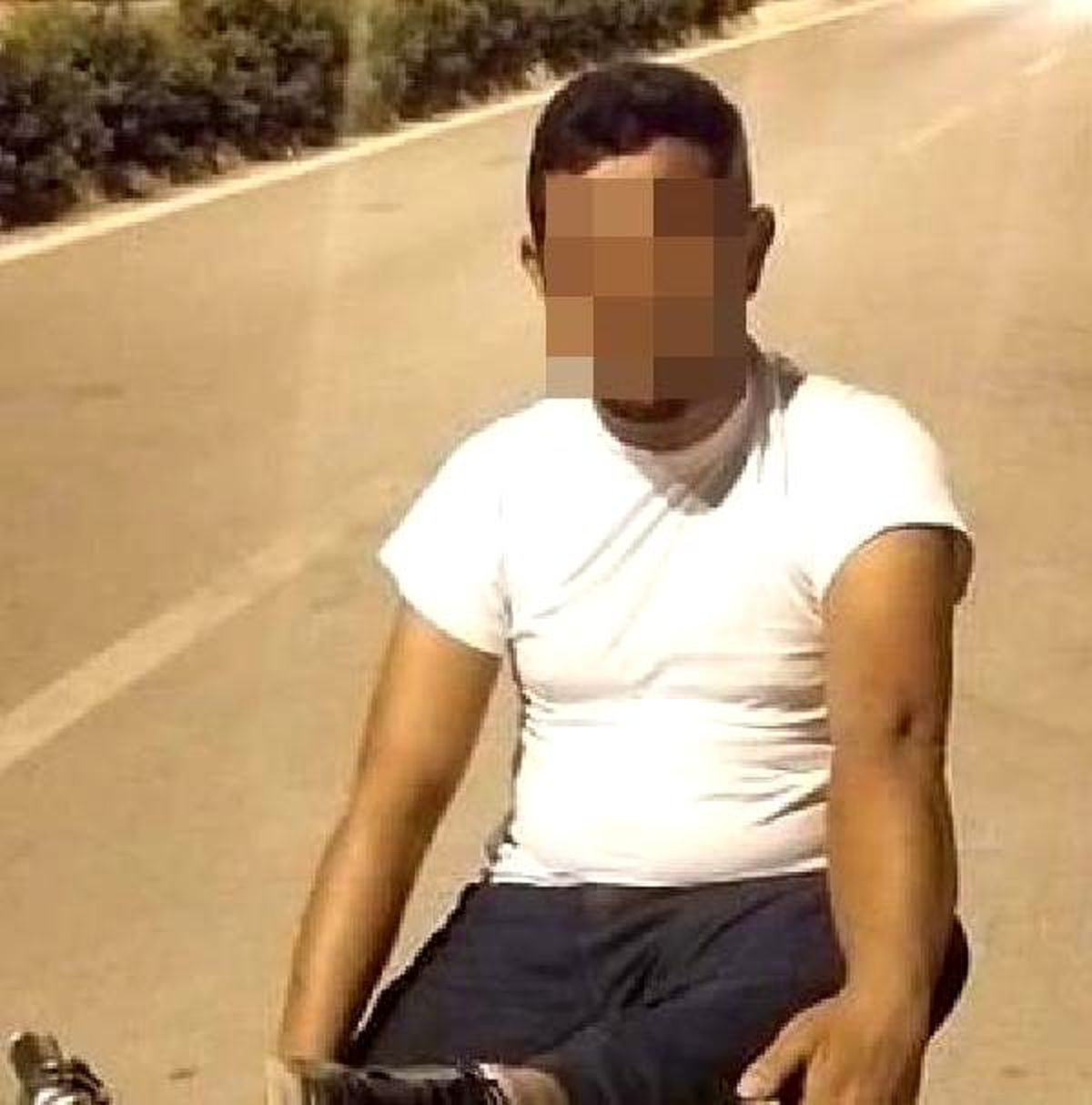 Tabancayla oynarken kendini ve babasını vurdu