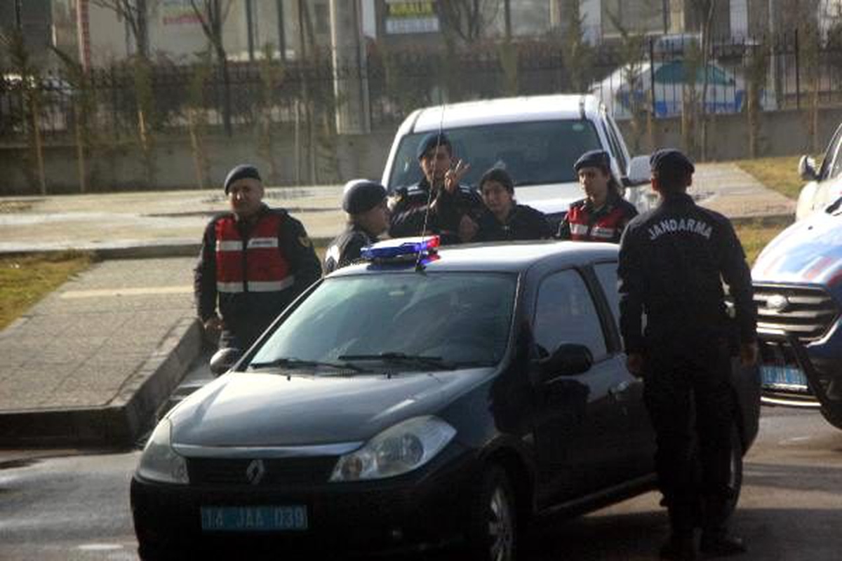 \'Terör propagandası\'ndan aranıyordu, mola yerinde yakalandı