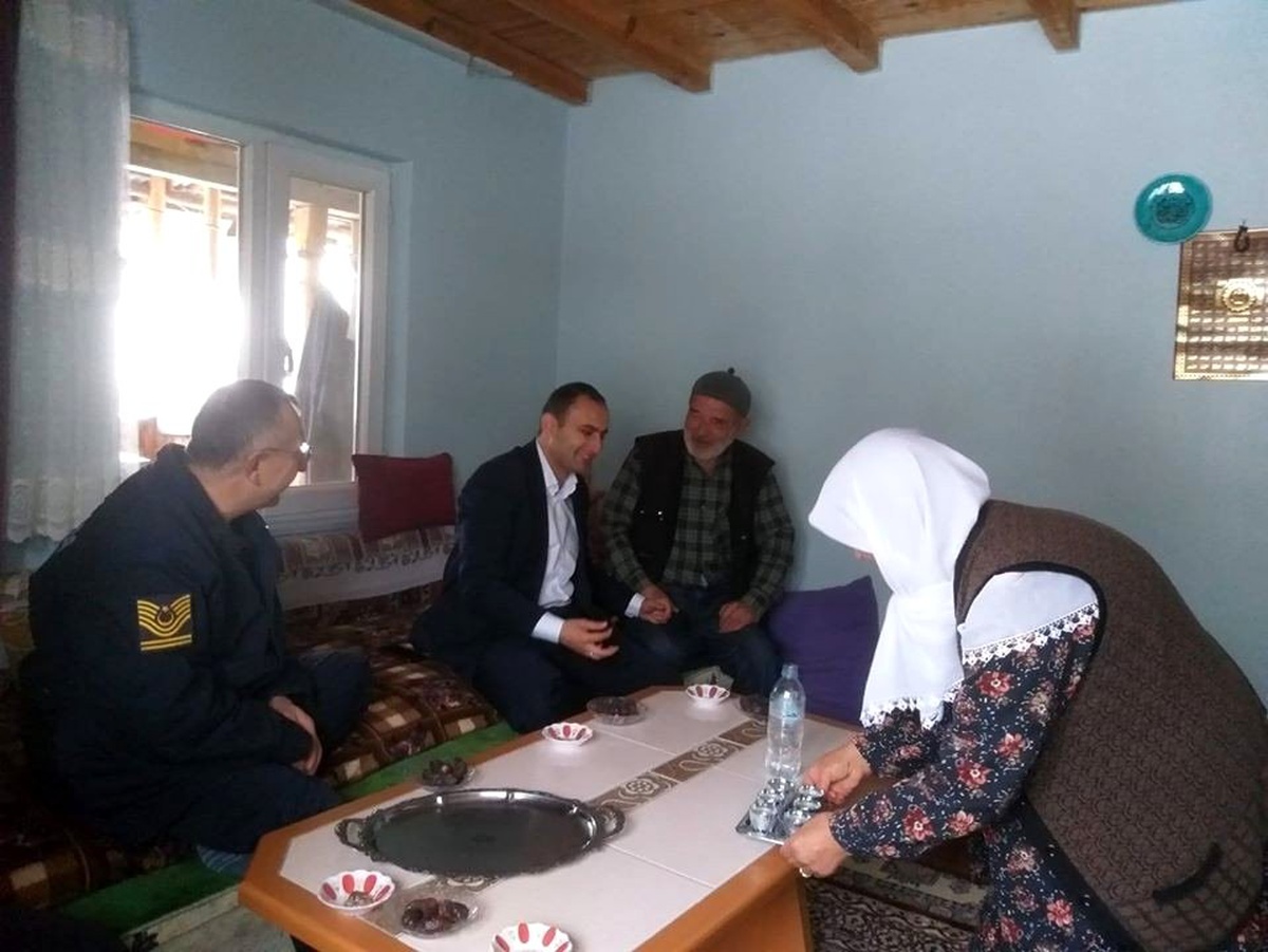 "Yaşlılarımızın kimseye muhtaç olmadan yaşamalarını sağlamak, kişi, kurum ve devlet olarak...
