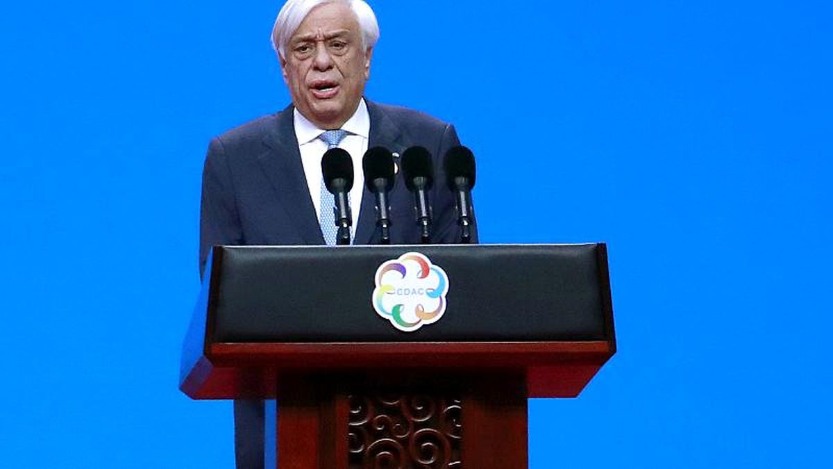 Yunanistan lideri Pavlopoulos\'tan Türkiye\'ye yeni yıl mesajı: Her türlü tehdide karşı hazırlıklıyız