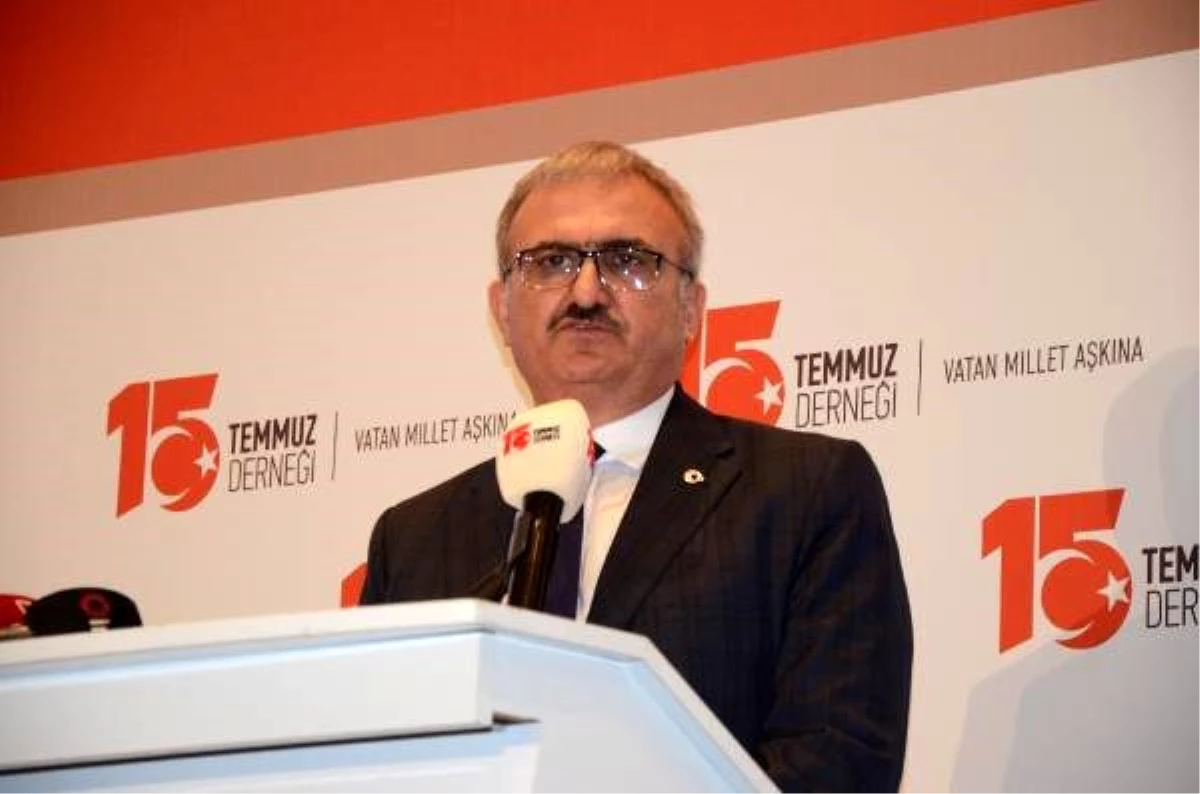 15 Temmuz şehitlerinin yakınları Antalya\'da buluştu