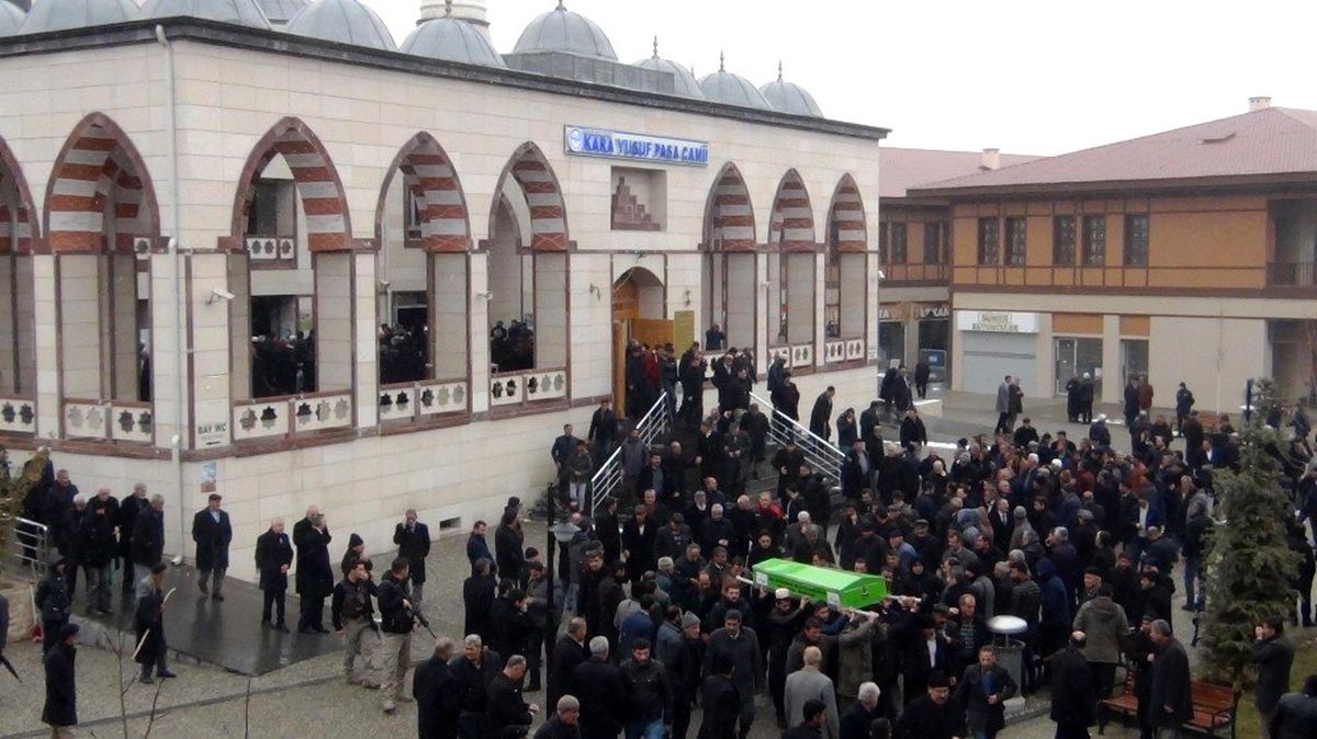 AK Parti Van Milletvekili Abdulahat Arvas\'ın acı günü