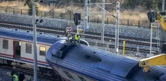 Ankara'da raydan çıkan boş tren hatta yerleştirildi