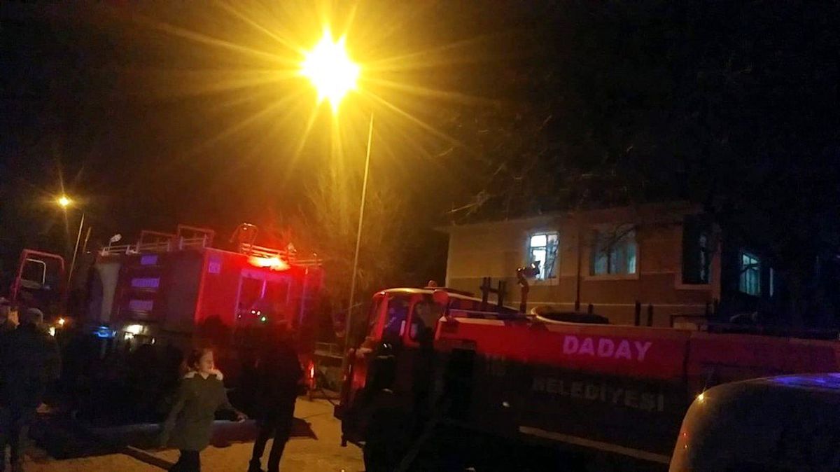 Baca yangınını itfaiye söndürdü