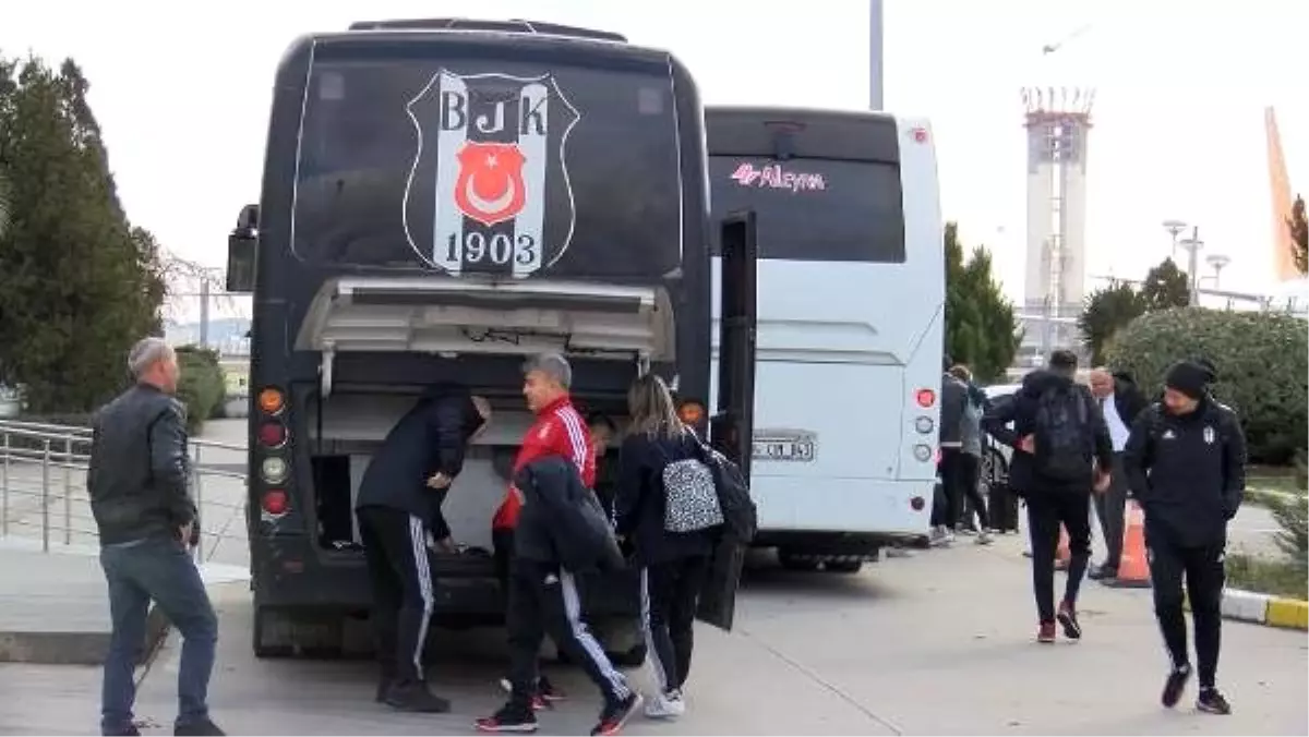 Beşiktaş, kamp için Antalya\'ya gitti