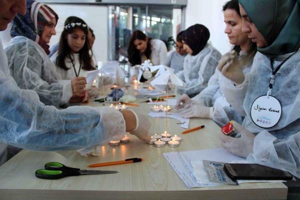 Bilim Merkezi\'nde anne-babalara özel eğitim