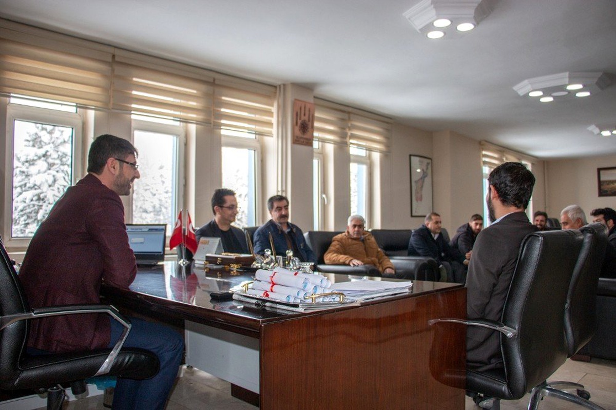 Bitlis Belediyesi 35 yıllık tapu sorununu çözdü