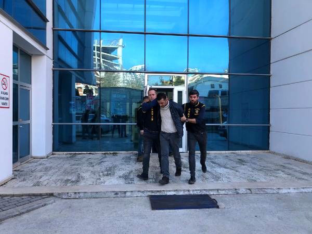 Bursa\'da maskeli banka soyguncusu yakalandı