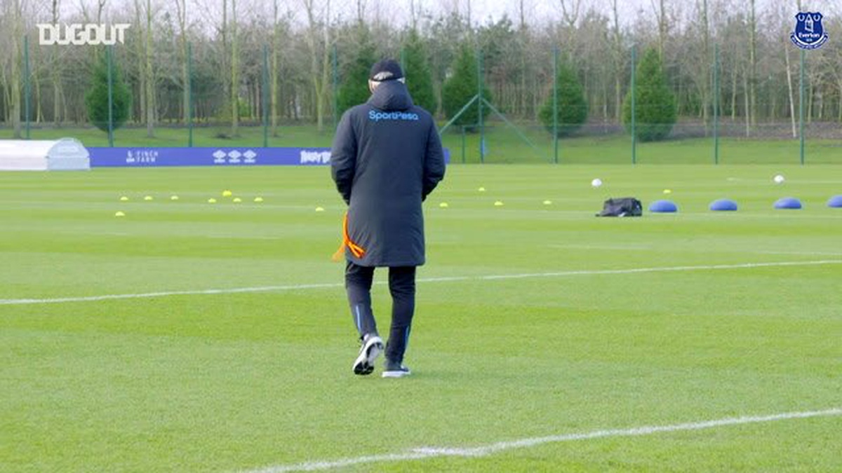 Carlo Ancelotti Everton Antrenmanının Başında