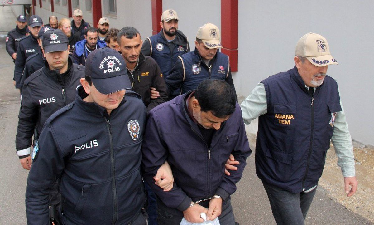 DEAŞ operasyonunda 3 tutuklama, 2 sınır dışı