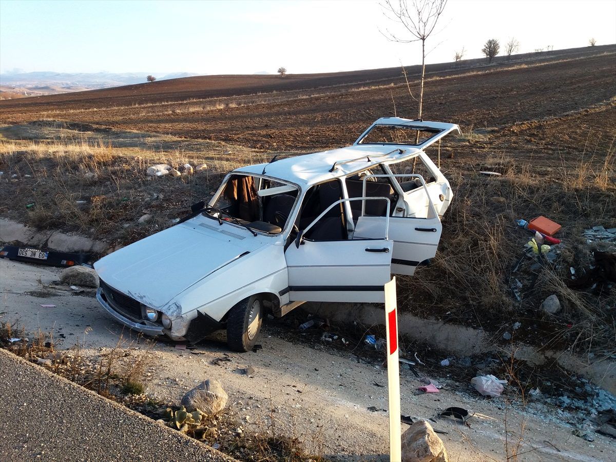 Dinar\'da trafik kazası