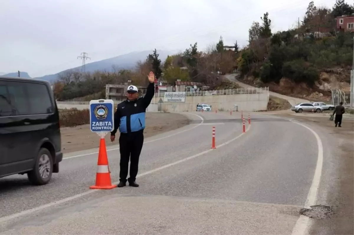 Düziçi Belediyesi ilçeye giren araçlardan "ayak bastı" parası alıyor