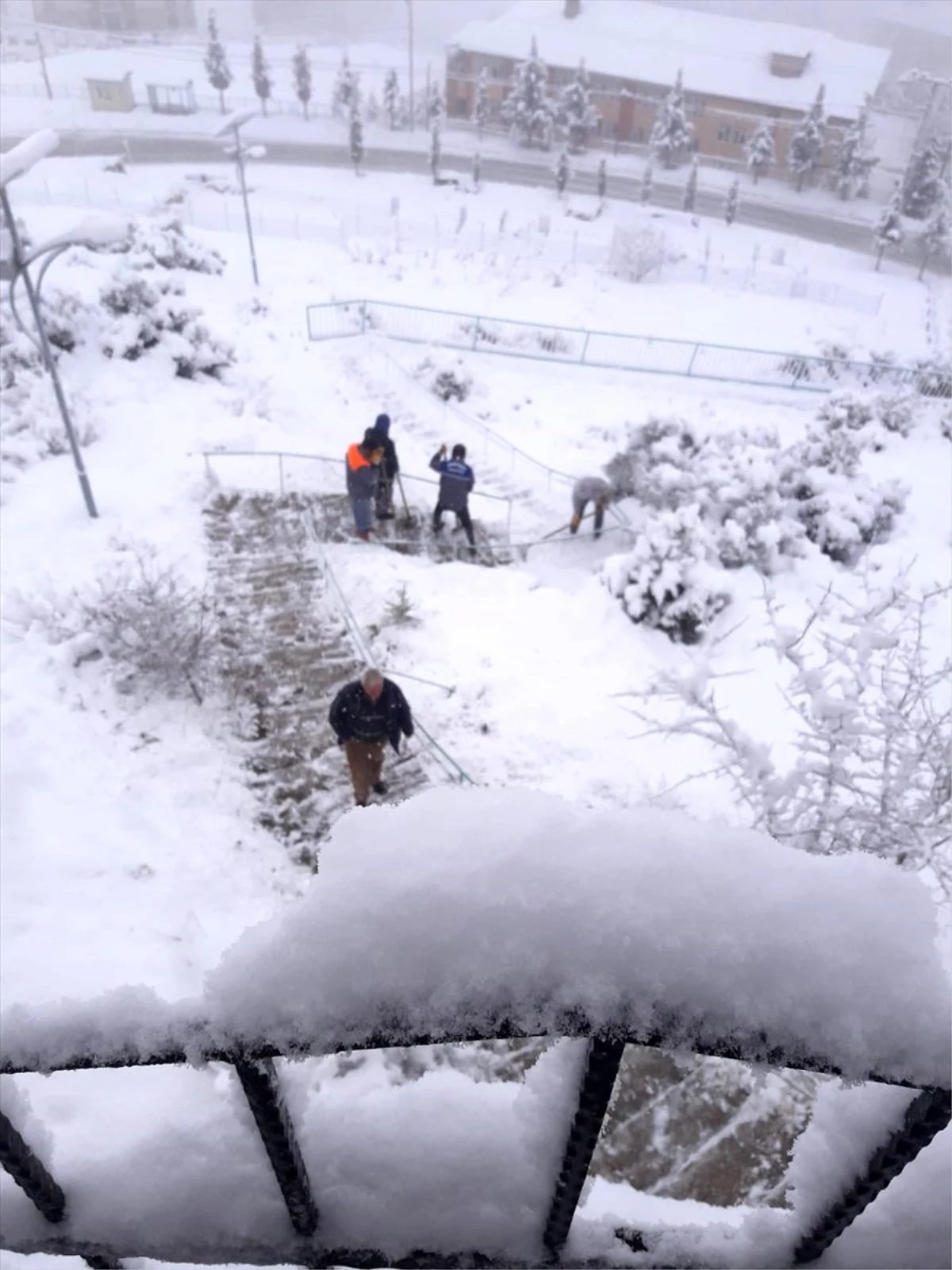 Ermenek Belediyesinin karla mücadele çalışmaları