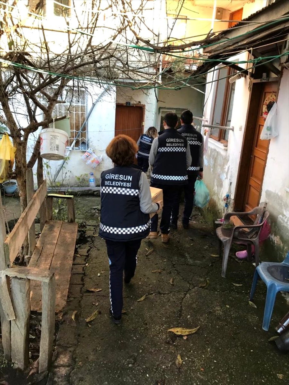 Giresun Belediyesi ihtiyaç sahiplerine yardımda bulundu