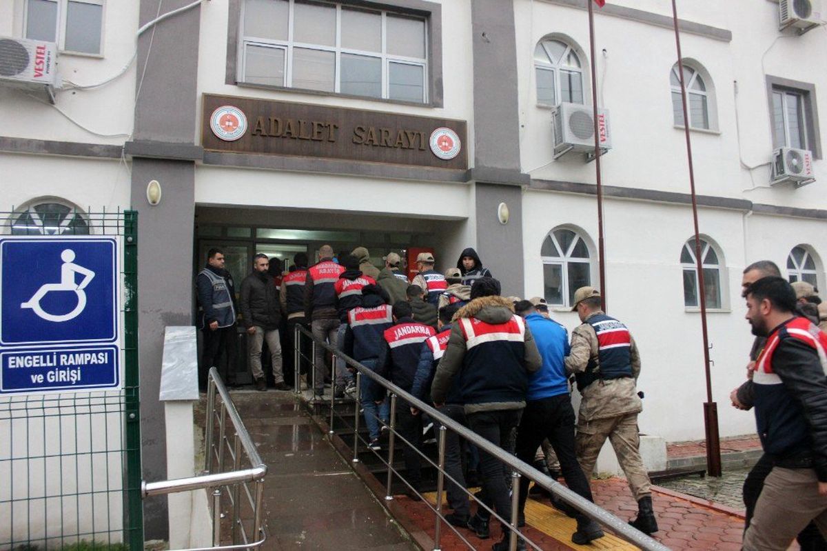 Hatay\'da uyuşturucu operasyonu: 33 gözaltı