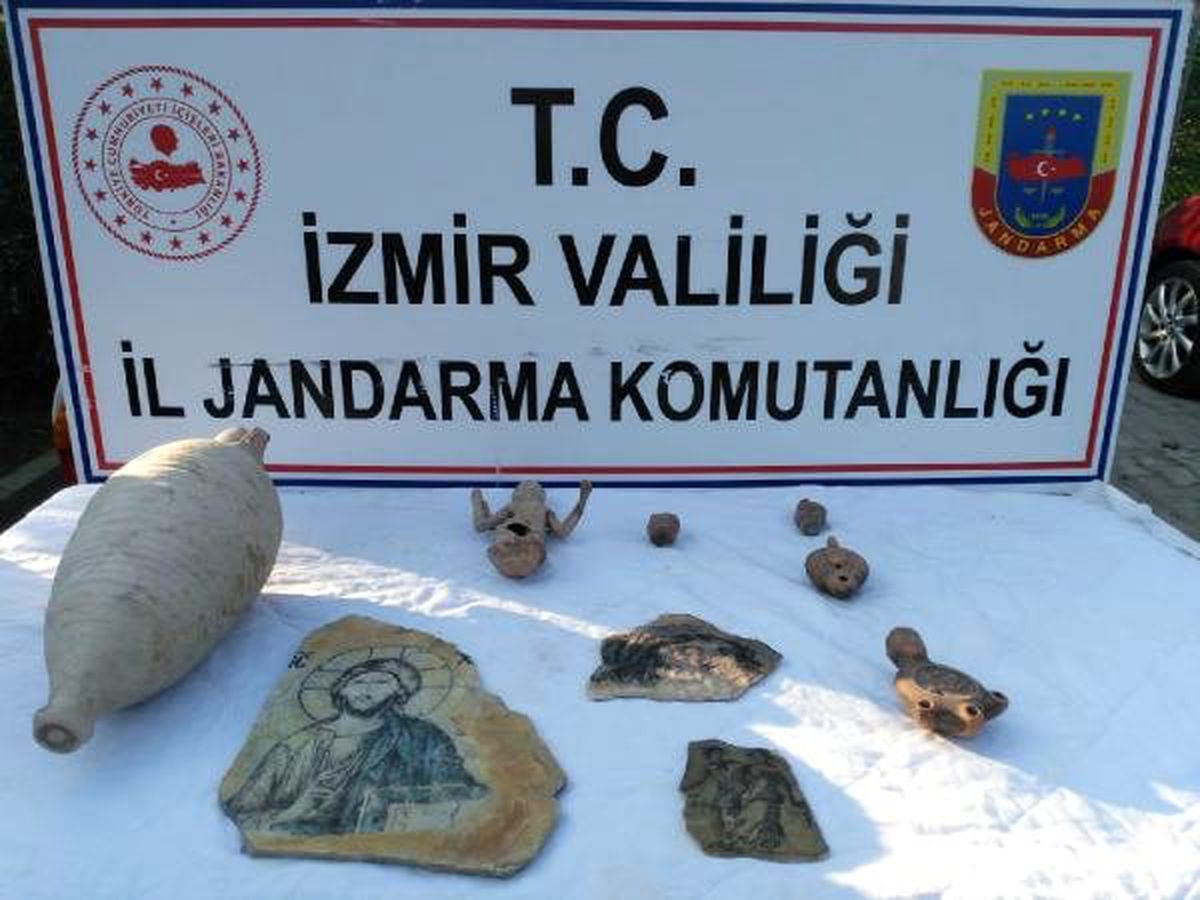 İzmir\'de tarihi eser operasyonu