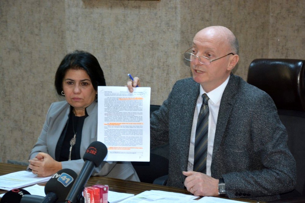 İzmit Belediyesi\'nden sözleşmeleri yenilemeyen işçiler hakkında açıklama