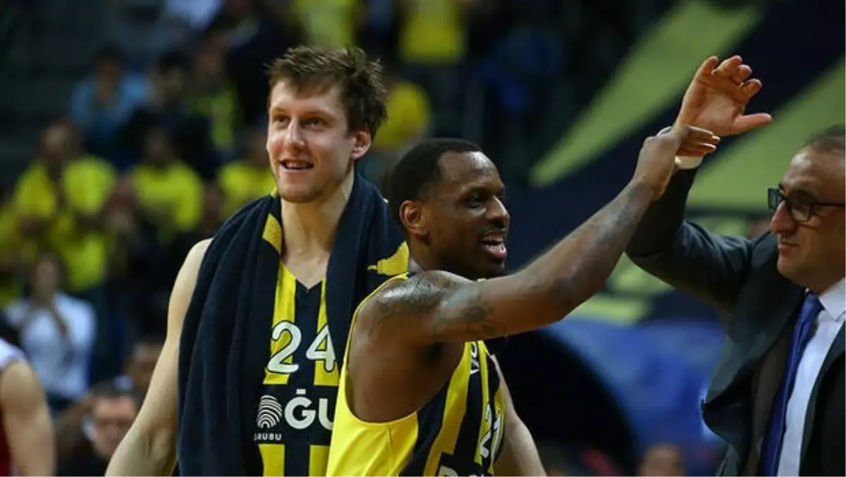 James Nunnally, Fenerbahçe\'ye döndü!