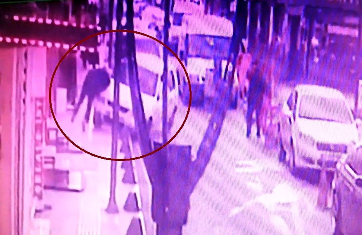 Kaldırımda beklerken ölümden döndü