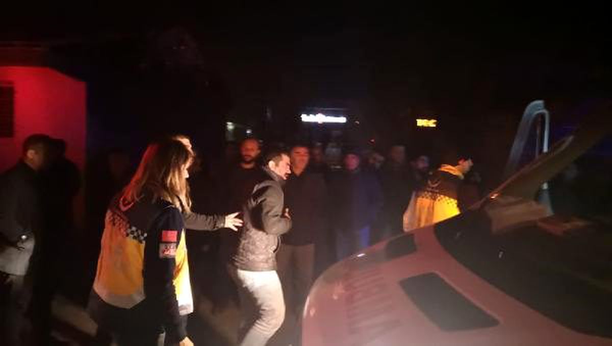 Kombi alev aldı, ev sahibi dumandan etkilendi