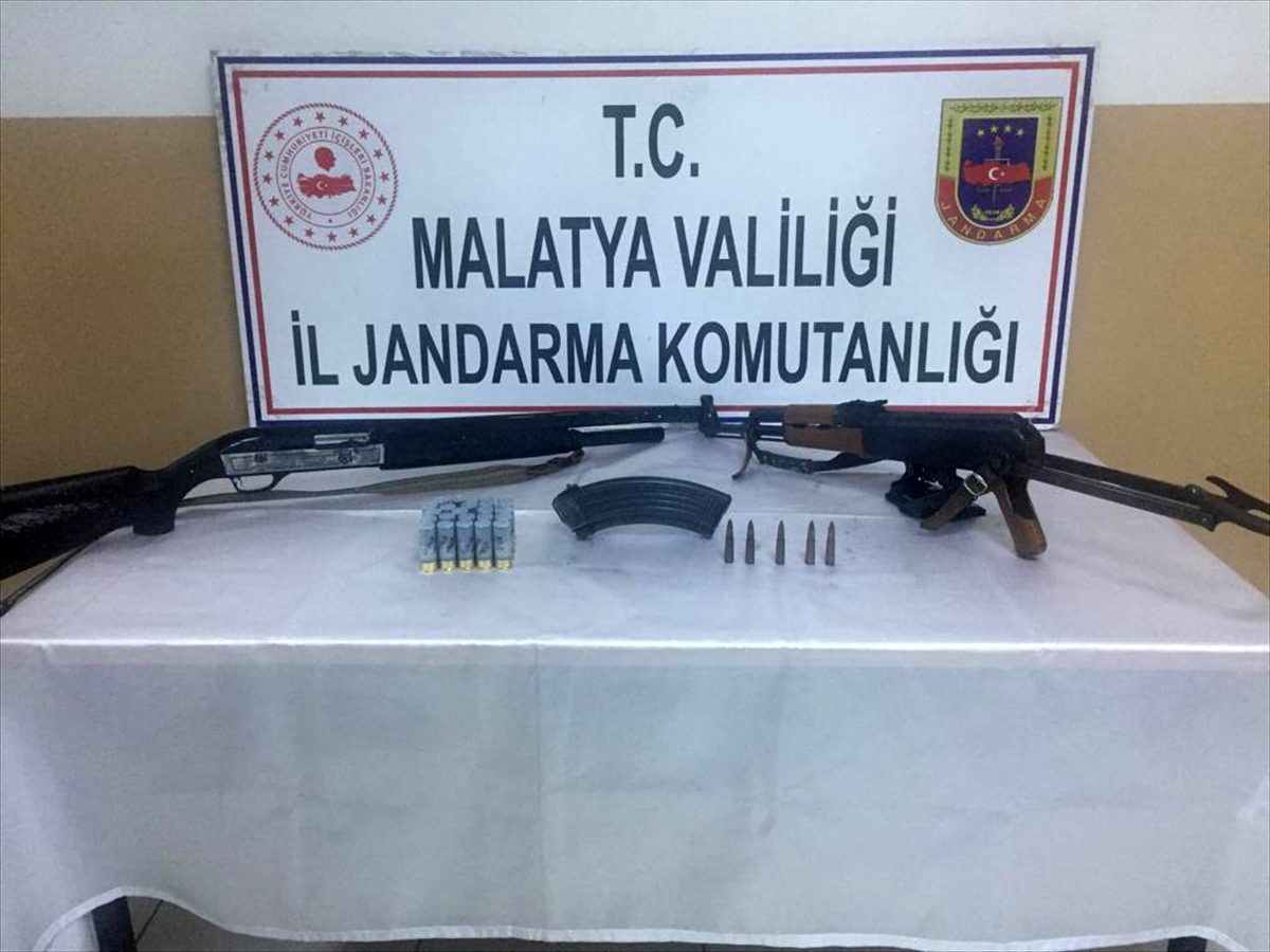 Malatya\'da silah ve mühimmat kaçakçılığı operasyonu