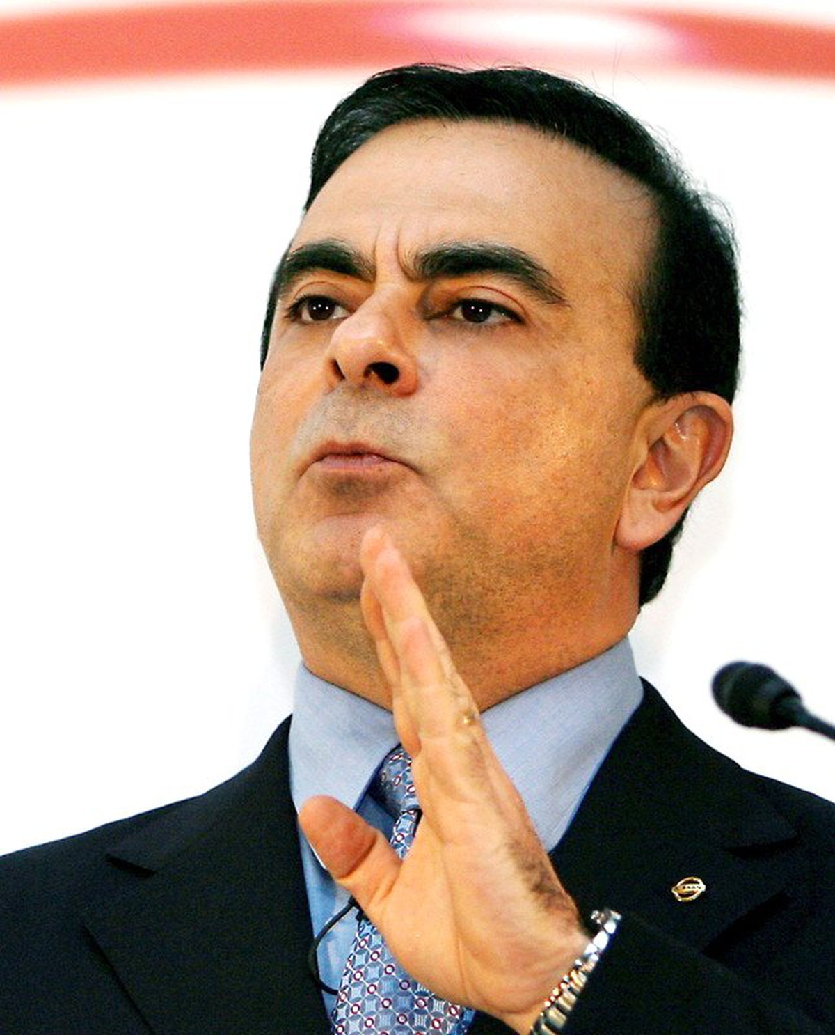 Nissan\'ın eski başkanı Ghosn\'un firarı ile ilgili yeni detay