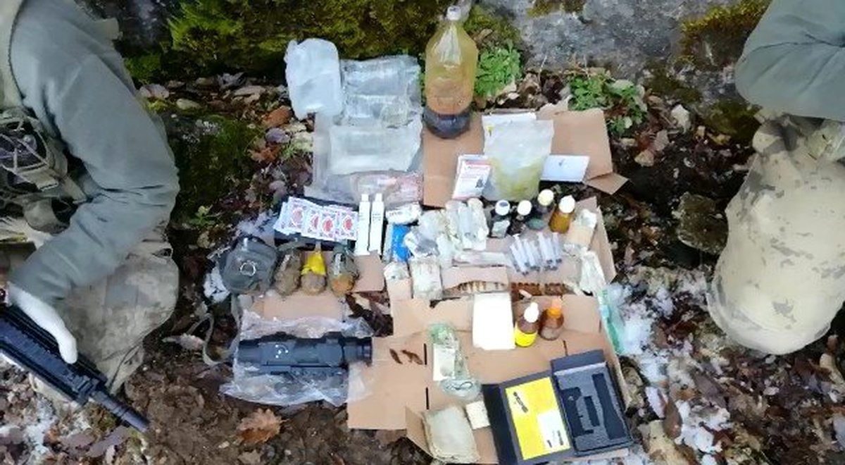 Siirt\'te PKK\'lı teröristlerin kış yapılanmasına darbe